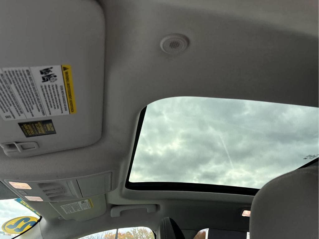 used 2022 Ford Escape car, priced at $21,000