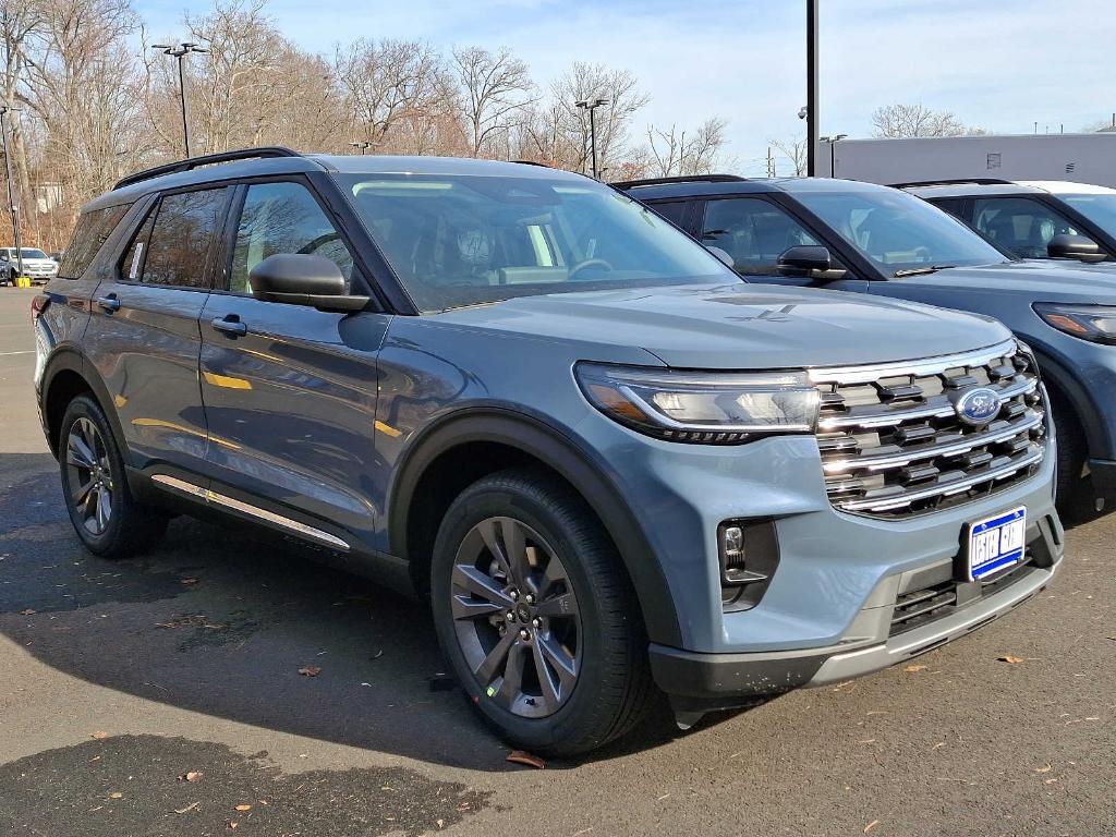 new 2025 Ford Explorer car, priced at $50,395