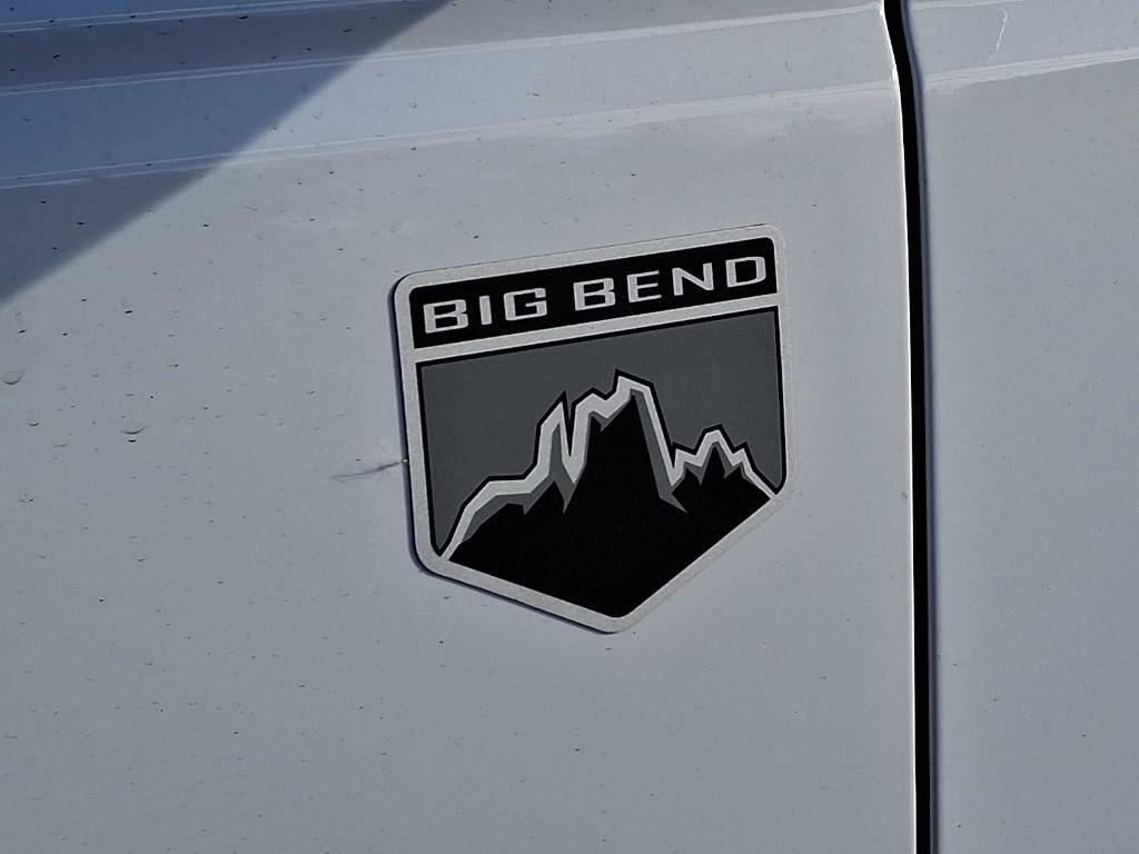 new 2025 Ford Bronco car, priced at $46,670