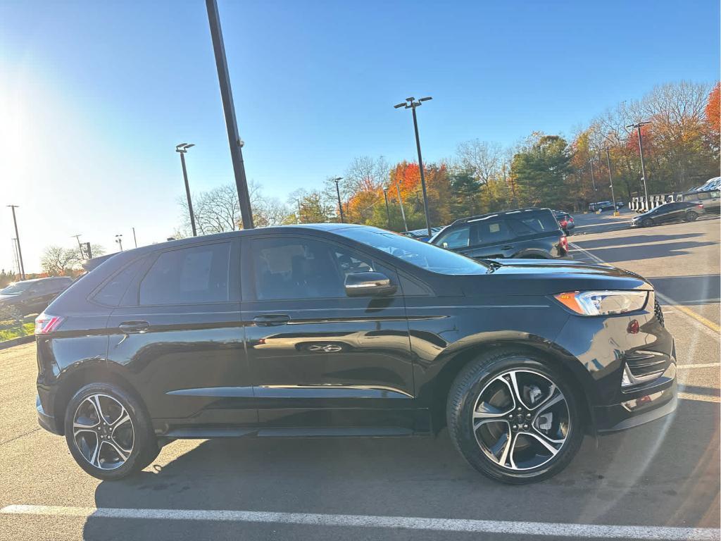used 2022 Ford Edge car, priced at $31,433