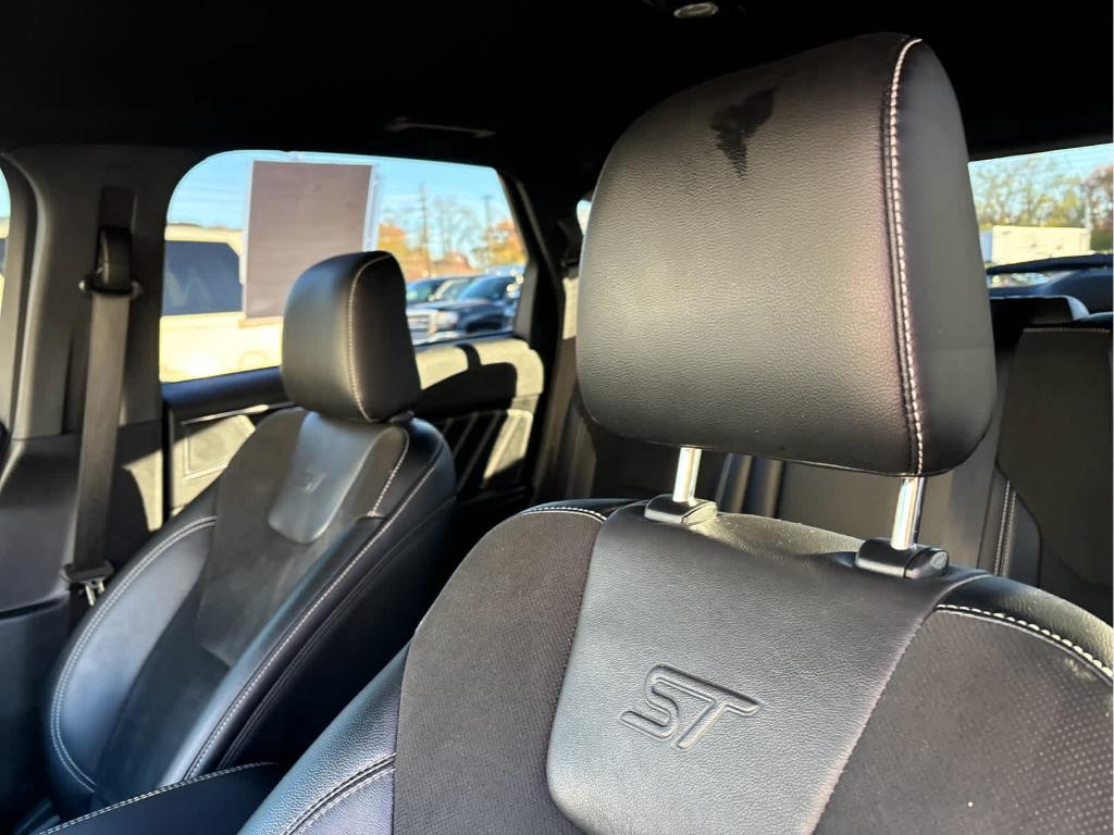 used 2022 Ford Edge car, priced at $31,433