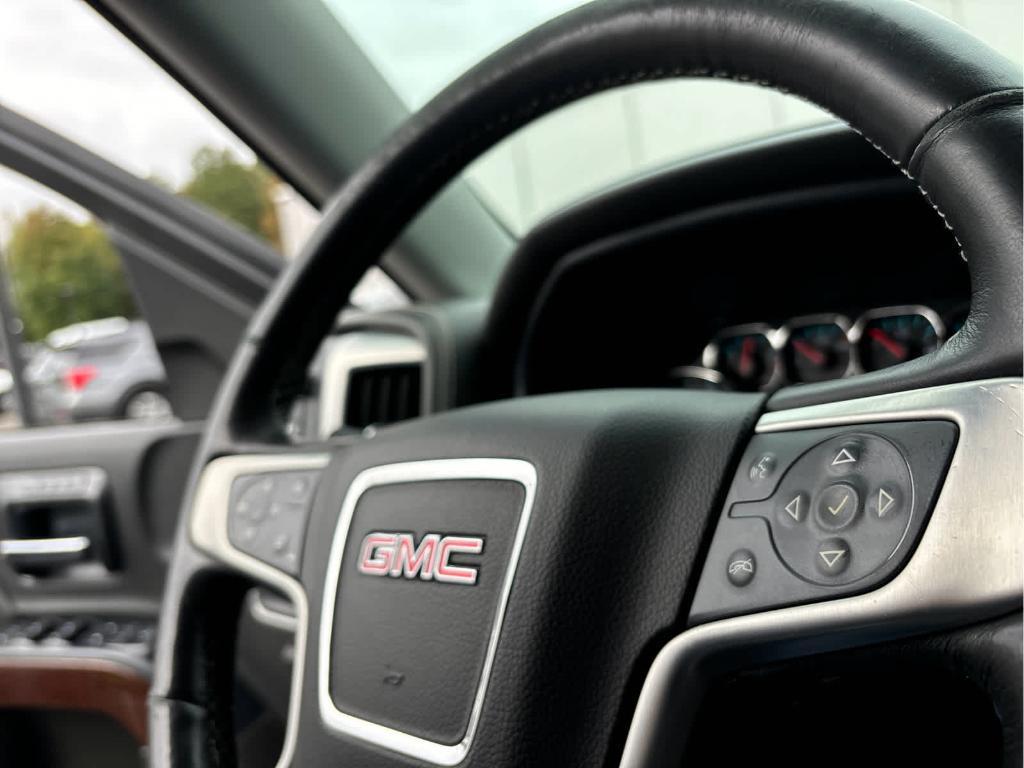 used 2018 GMC Sierra 1500 car, priced at $27,935