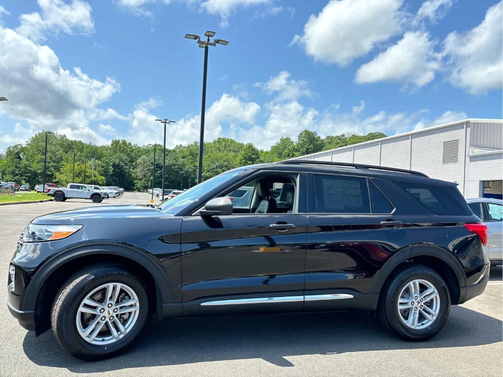 used 2022 Ford Explorer car, priced at $29,235