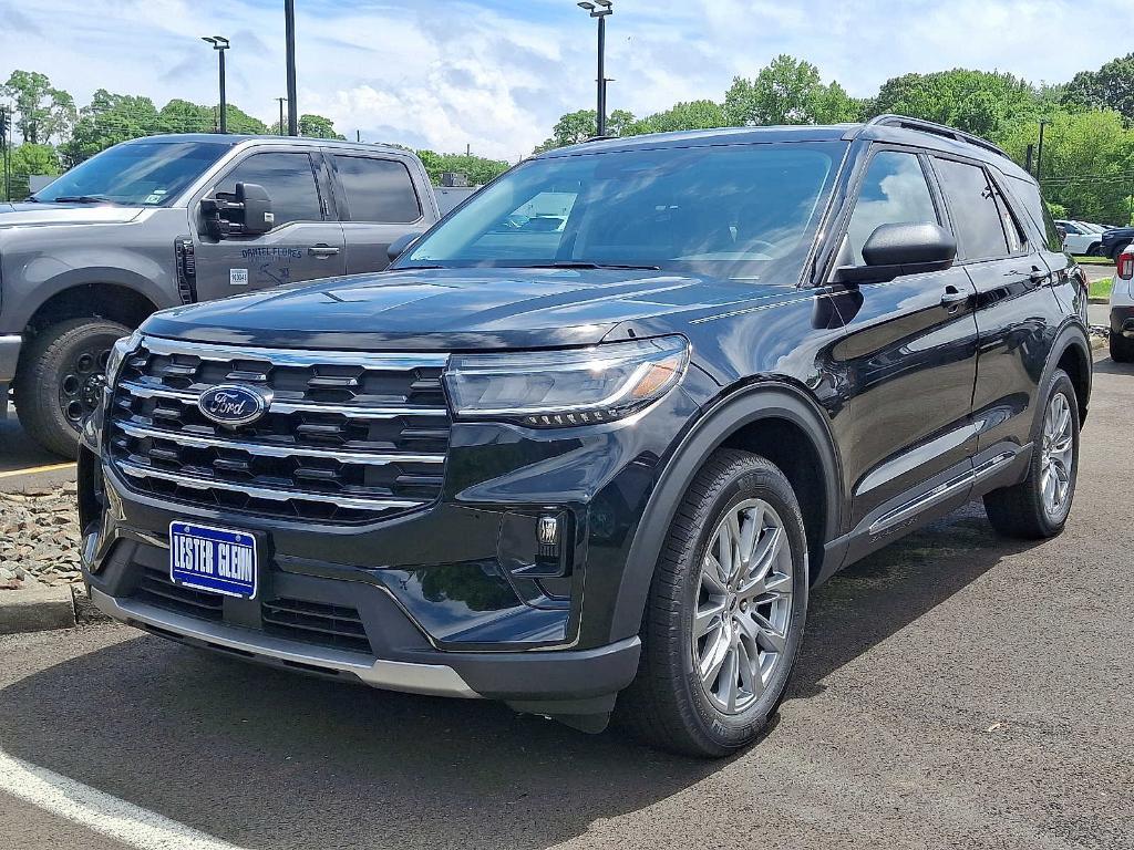 new 2025 Ford Explorer car, priced at $49,880