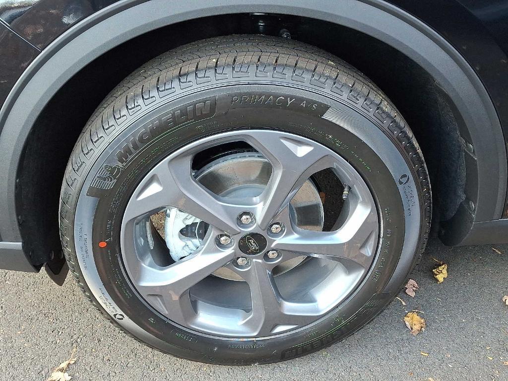 new 2026 Ford Escape car, priced at $38,370