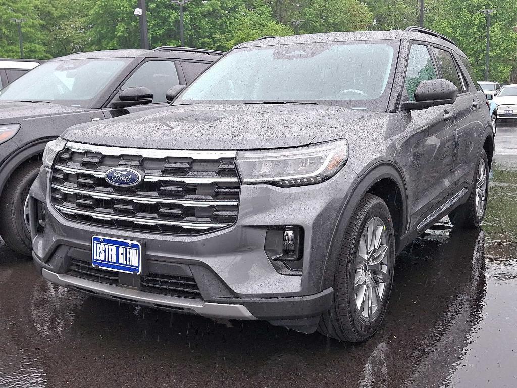 new 2025 Ford Explorer car, priced at $49,880