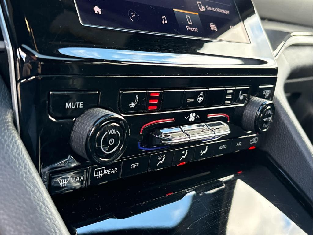 used 2022 Jeep Grand Cherokee car, priced at $28,965