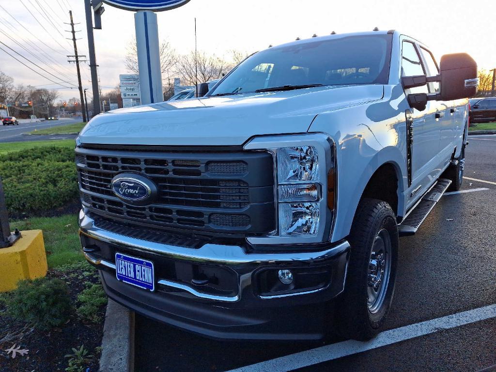 new 2024 Ford F-350 car, priced at $72,495