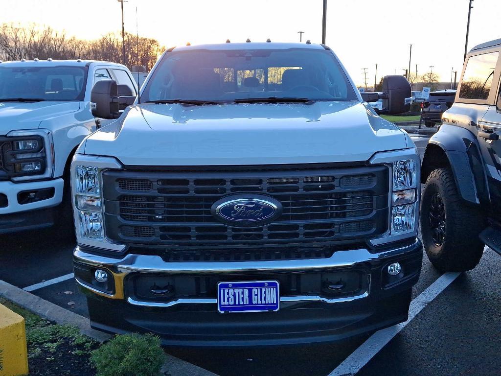 new 2024 Ford F-350 car, priced at $72,495