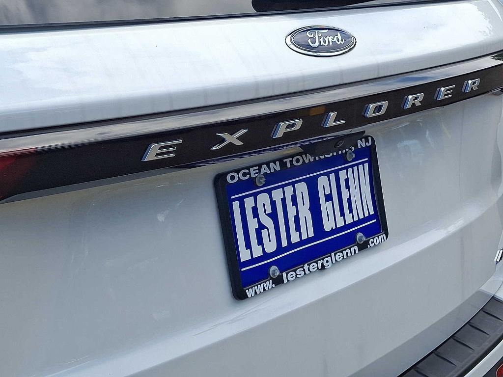 new 2025 Ford Explorer car, priced at $51,235