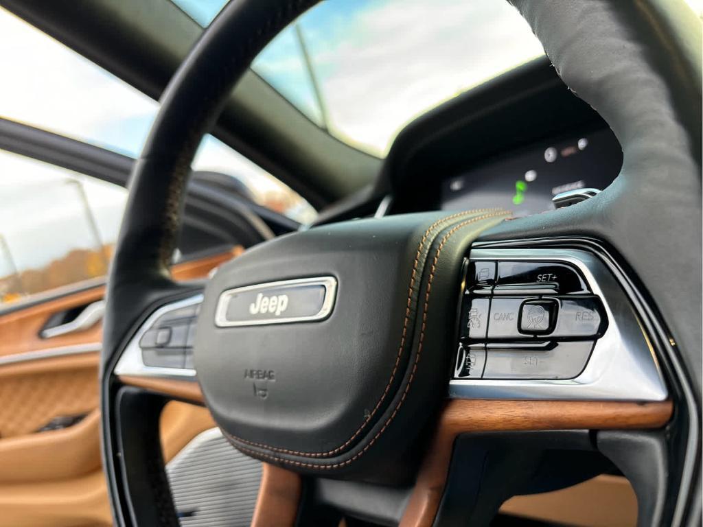 used 2021 Jeep Grand Cherokee L car, priced at $33,290