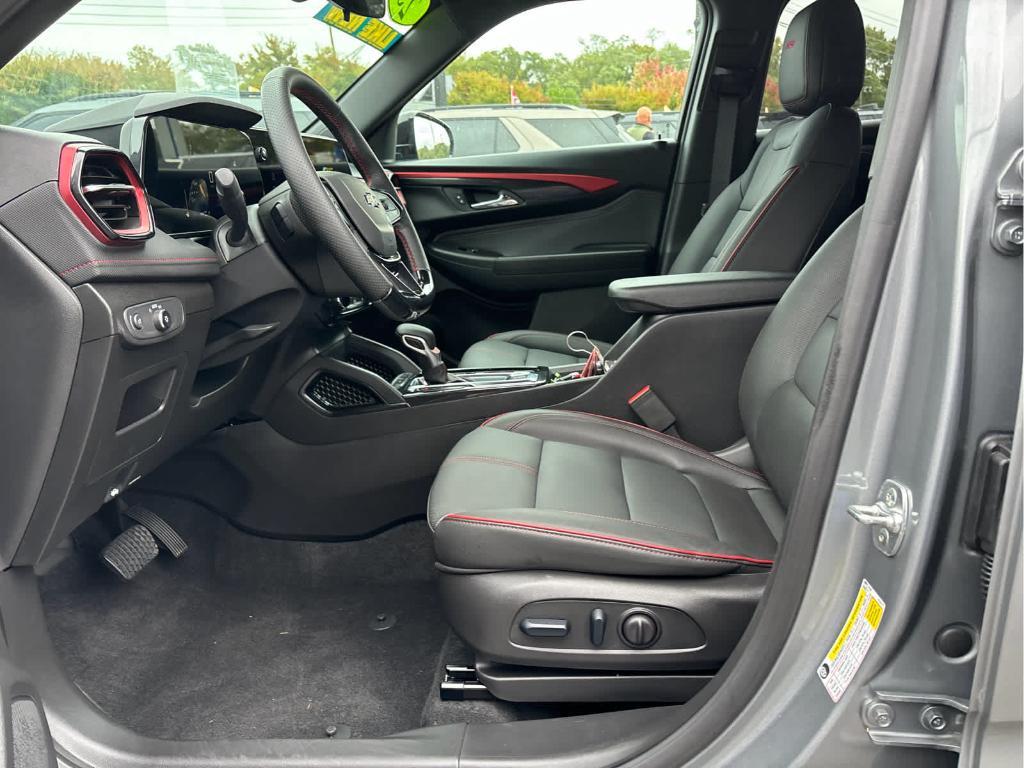 used 2025 Chevrolet TrailBlazer car, priced at $26,935