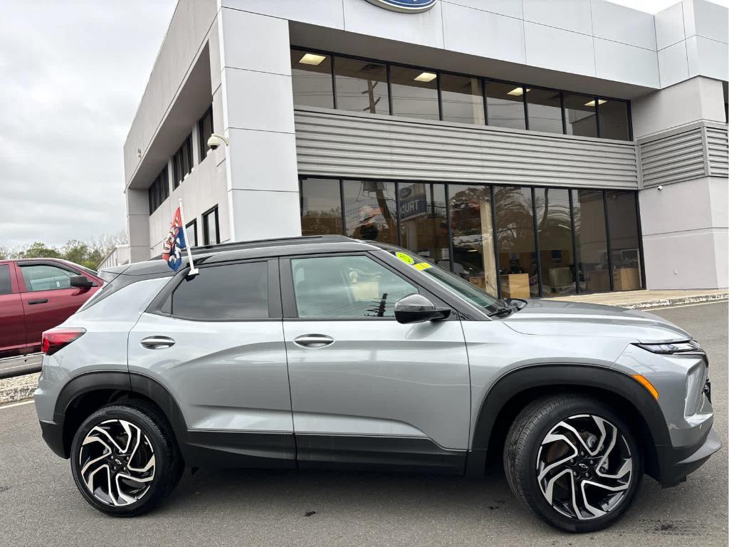 used 2025 Chevrolet TrailBlazer car, priced at $26,935
