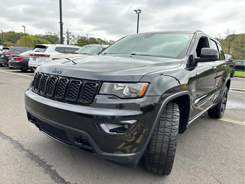 used 2019 Jeep Grand Cherokee car, priced at $15,799
