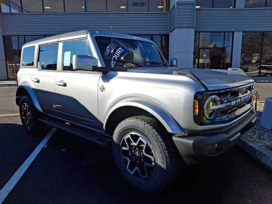 new 2024 Ford Bronco car, priced at $49,835