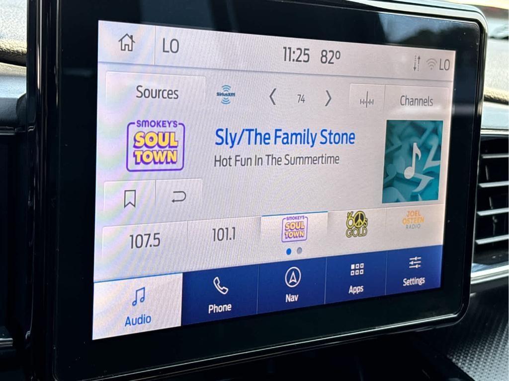 used 2022 Ford Explorer car, priced at $32,321