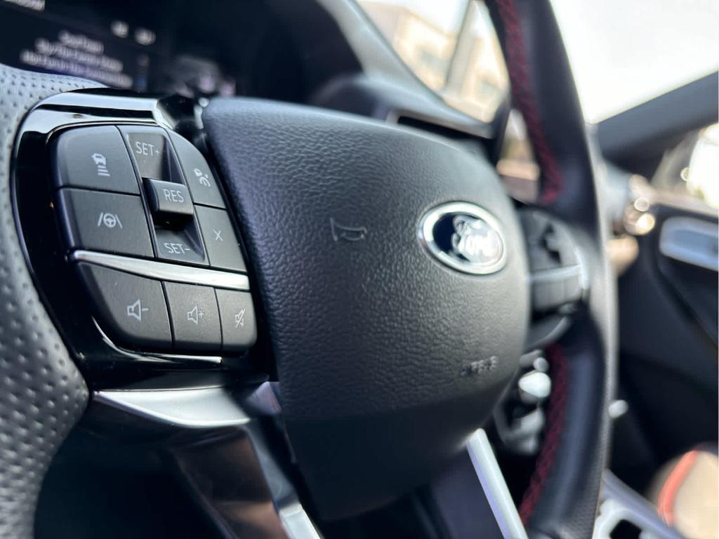 used 2022 Ford Explorer car, priced at $32,321