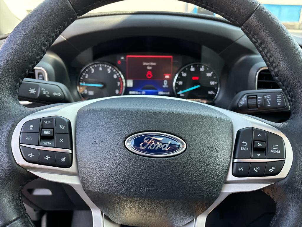 used 2024 Ford Explorer car, priced at $37,135