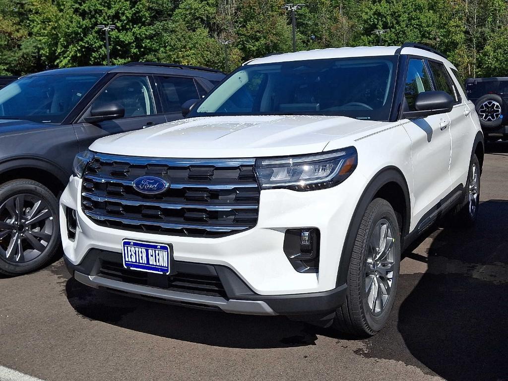 new 2025 Ford Explorer car, priced at $49,855