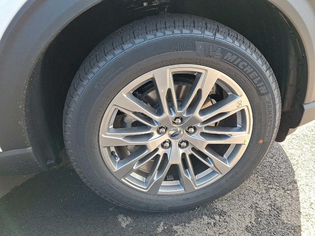new 2025 Ford Explorer car, priced at $49,855