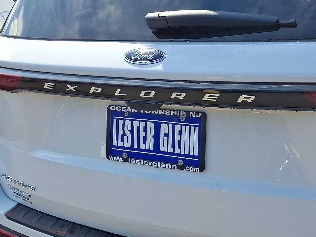 new 2025 Ford Explorer car, priced at $49,855