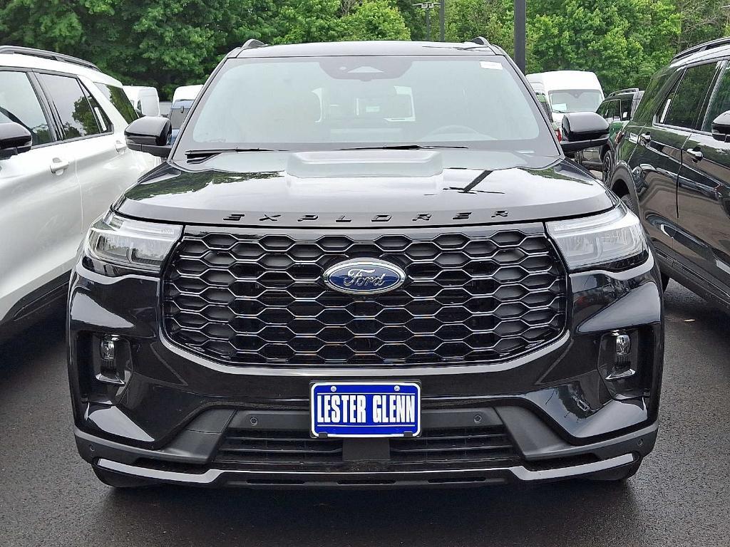 new 2025 Ford Explorer car, priced at $50,940