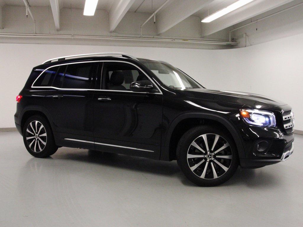 used 2021 Mercedes-Benz GLB 250 car, priced at $27,550