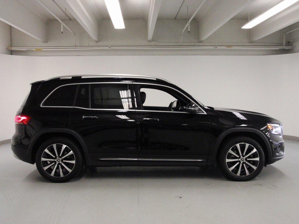 used 2021 Mercedes-Benz GLB 250 car, priced at $27,550