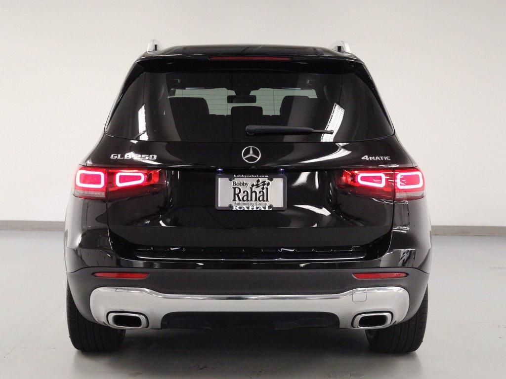used 2021 Mercedes-Benz GLB 250 car, priced at $27,550