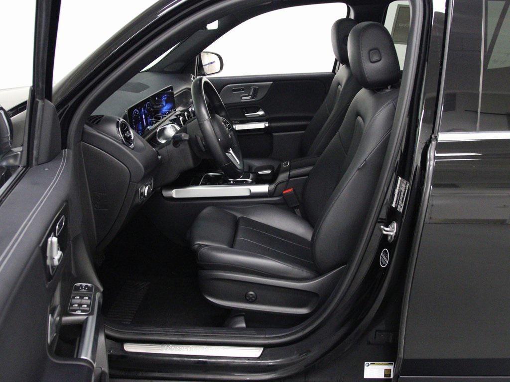 used 2021 Mercedes-Benz GLB 250 car, priced at $27,550
