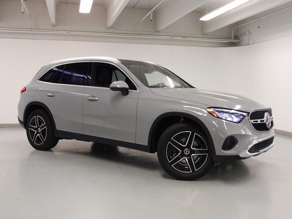 new 2026 Mercedes-Benz GLC 300 car, priced at $60,425