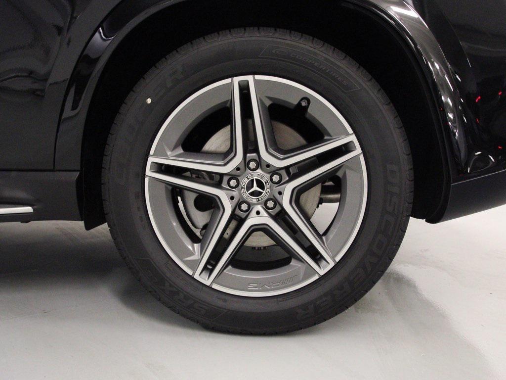 new 2026 Mercedes-Benz GLE 580 car, priced at $102,055