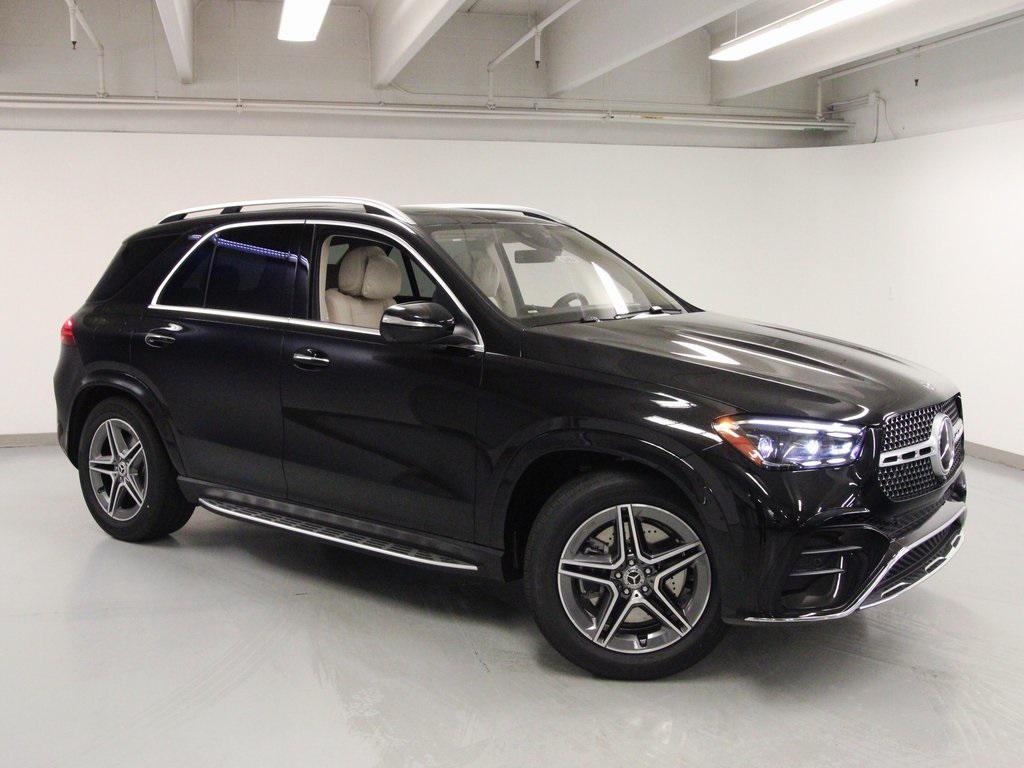 new 2026 Mercedes-Benz GLE 580 car, priced at $102,055