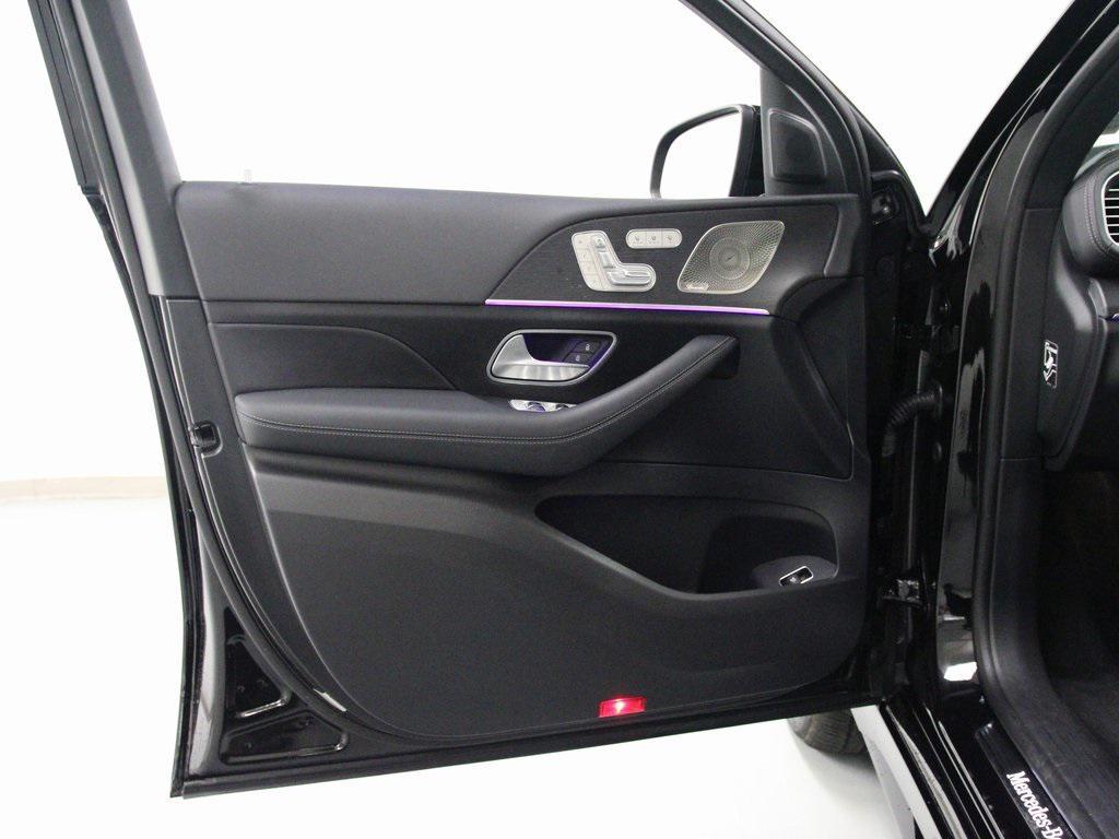 used 2025 Mercedes-Benz GLE 450 car, priced at $72,660