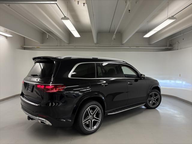 new 2025 Mercedes-Benz GLS 450 car, priced at $100,180
