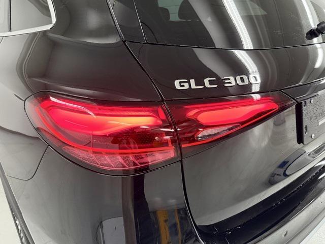 new 2025 Mercedes-Benz GLC 300 car, priced at $55,265