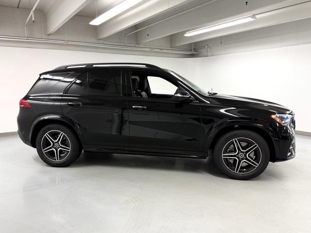 new 2025 Mercedes-Benz GLE 450 car, priced at $79,985