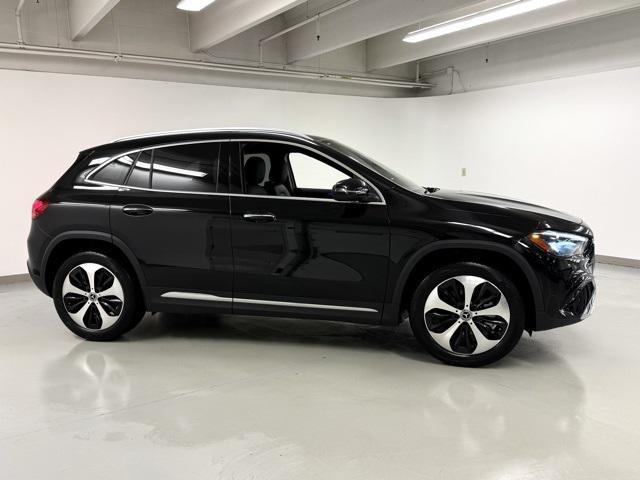 new 2025 Mercedes-Benz GLA 250 car, priced at $51,125