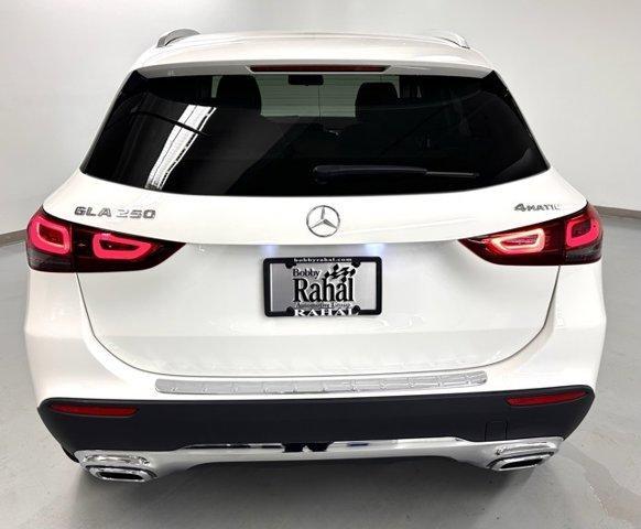 used 2022 Mercedes-Benz GLA 250 car, priced at $32,880