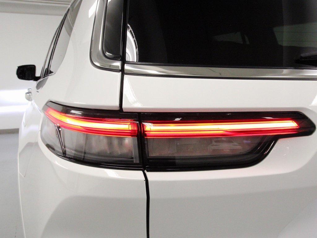 used 2021 Jeep Grand Cherokee L car, priced at $35,990