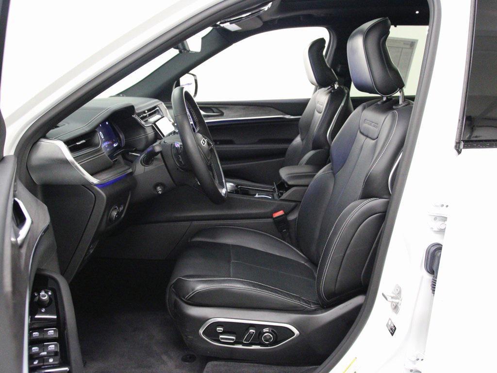 used 2021 Jeep Grand Cherokee L car, priced at $35,990