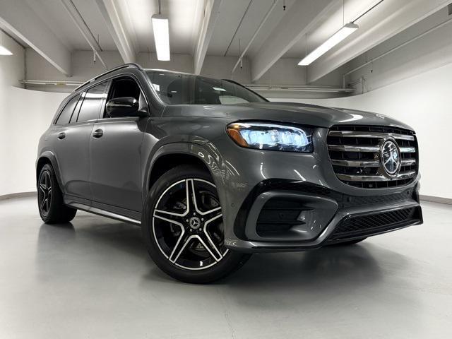 new 2025 Mercedes-Benz GLS 450 car, priced at $101,130