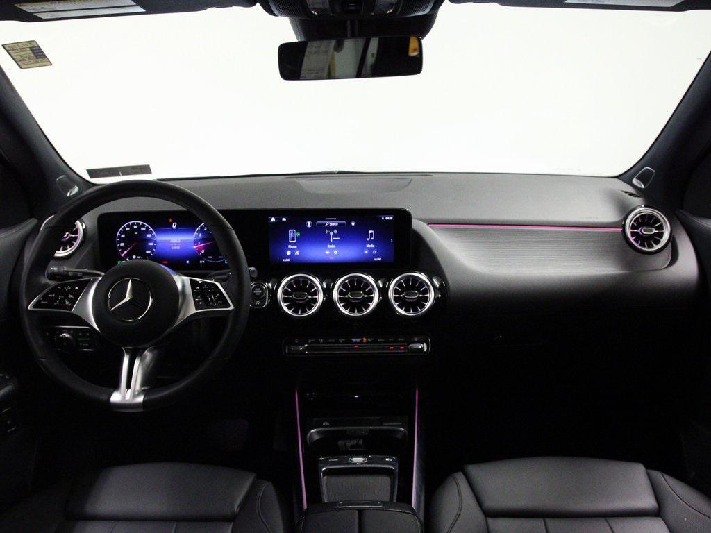 used 2025 Mercedes-Benz GLA 250 car, priced at $39,990