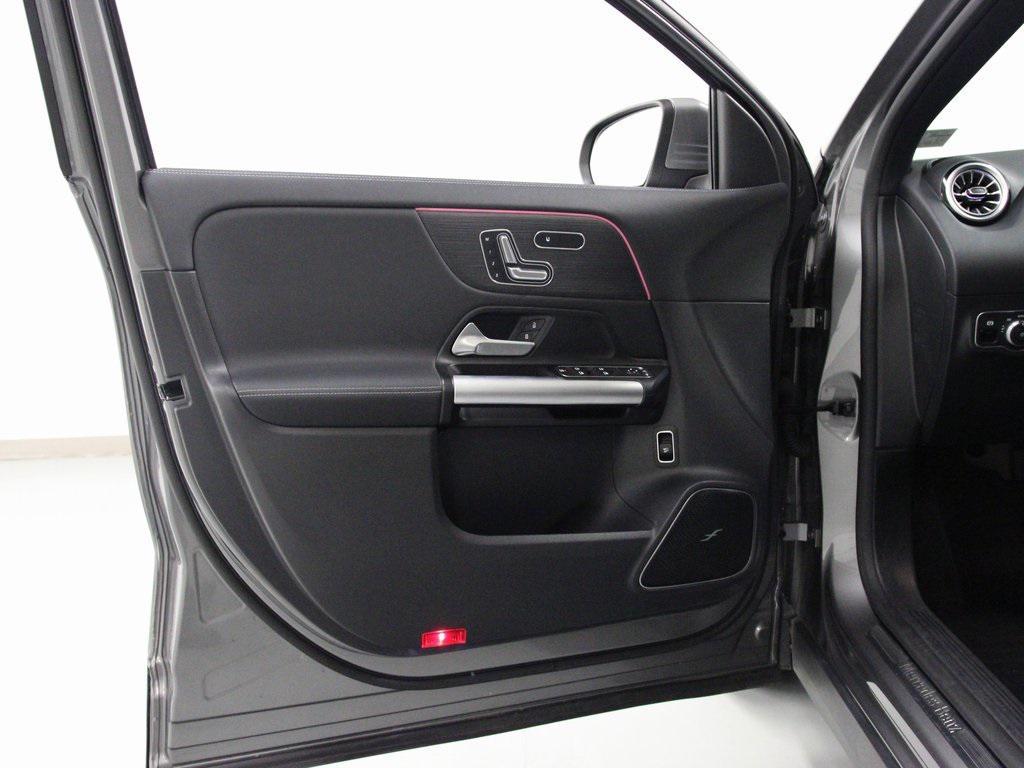 used 2025 Mercedes-Benz GLA 250 car, priced at $39,990