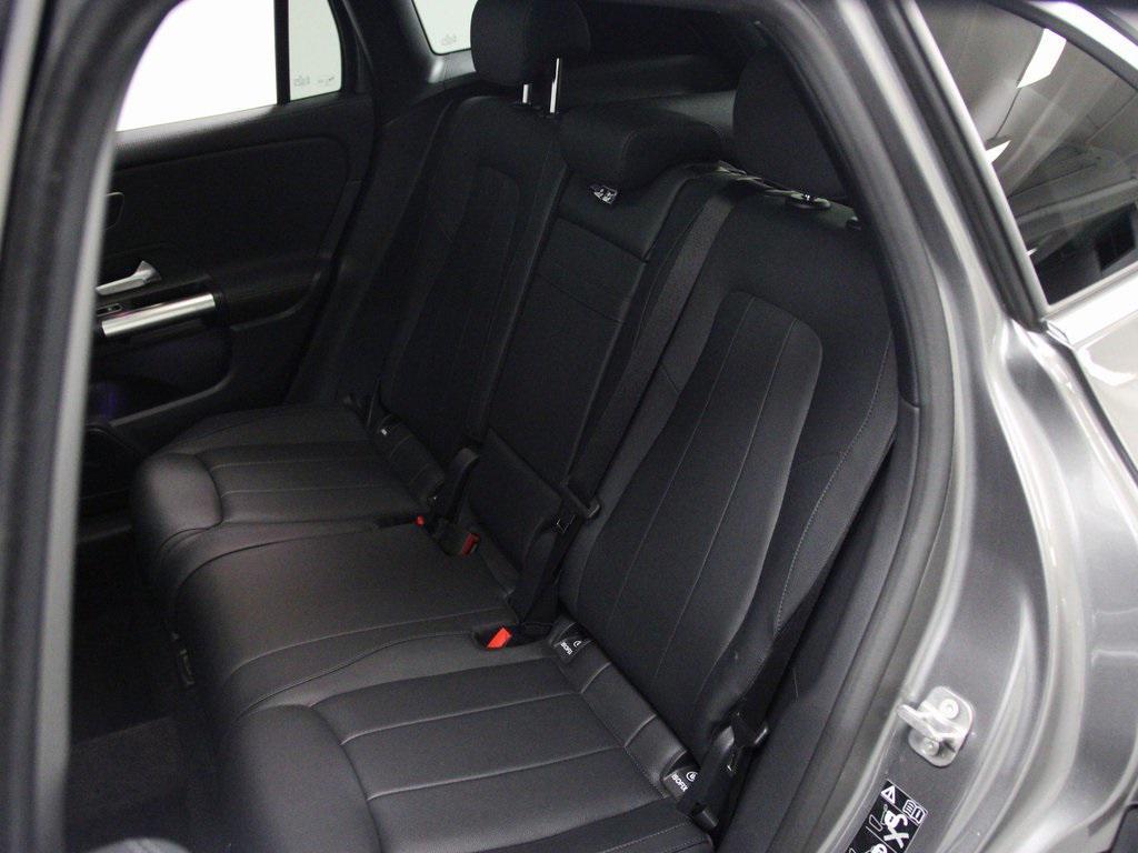 used 2025 Mercedes-Benz GLA 250 car, priced at $39,990