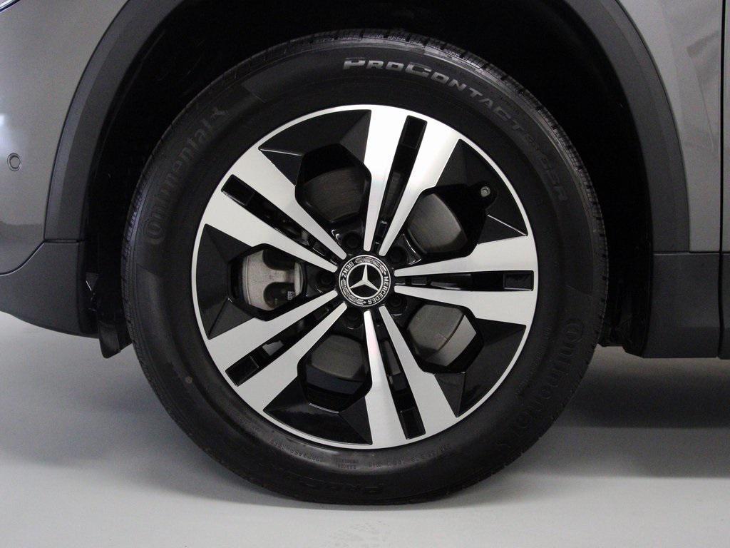 used 2025 Mercedes-Benz GLA 250 car, priced at $39,990