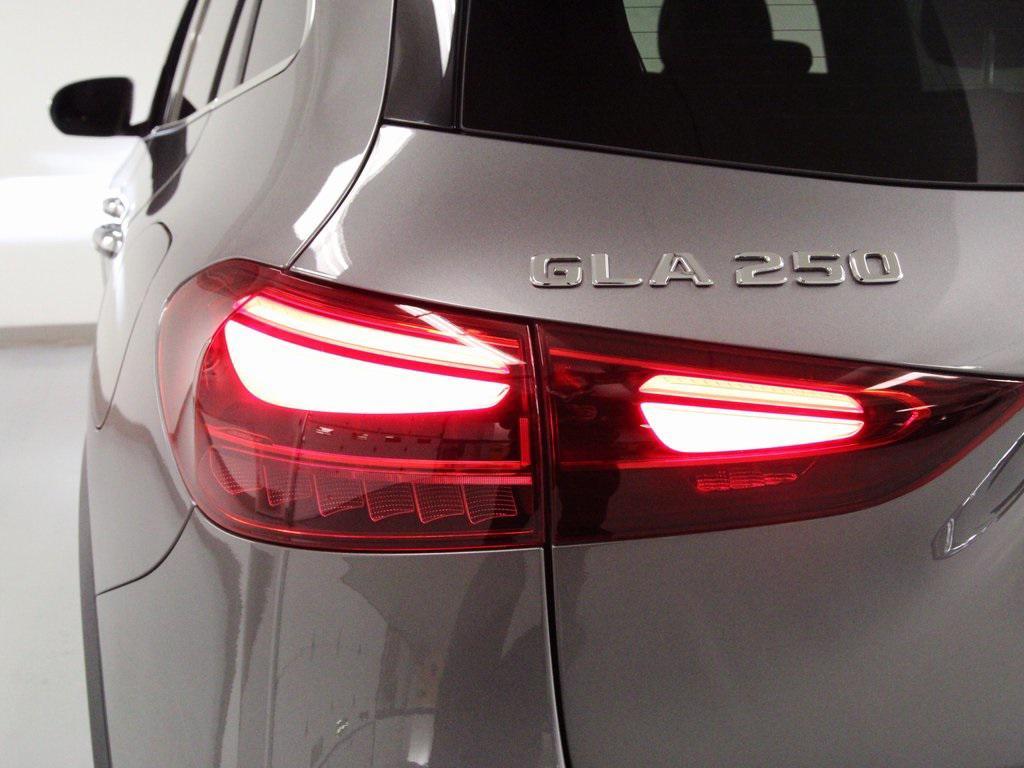 used 2025 Mercedes-Benz GLA 250 car, priced at $39,990
