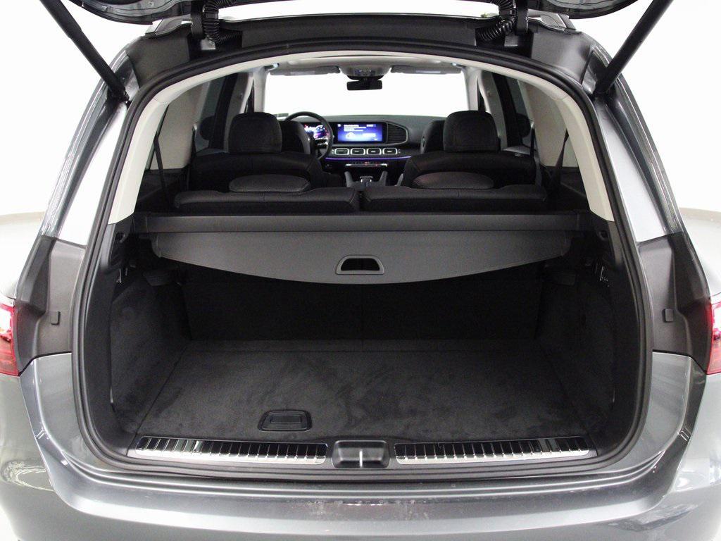 new 2026 Mercedes-Benz GLS 450 car, priced at $98,180