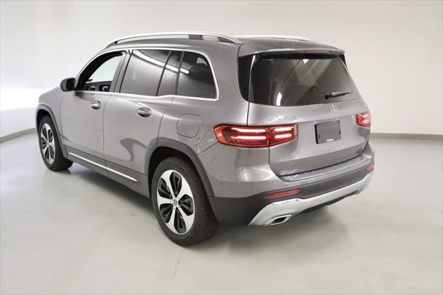 new 2025 Mercedes-Benz GLB 250 car, priced at $55,225