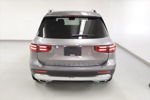 new 2025 Mercedes-Benz GLB 250 car, priced at $55,225